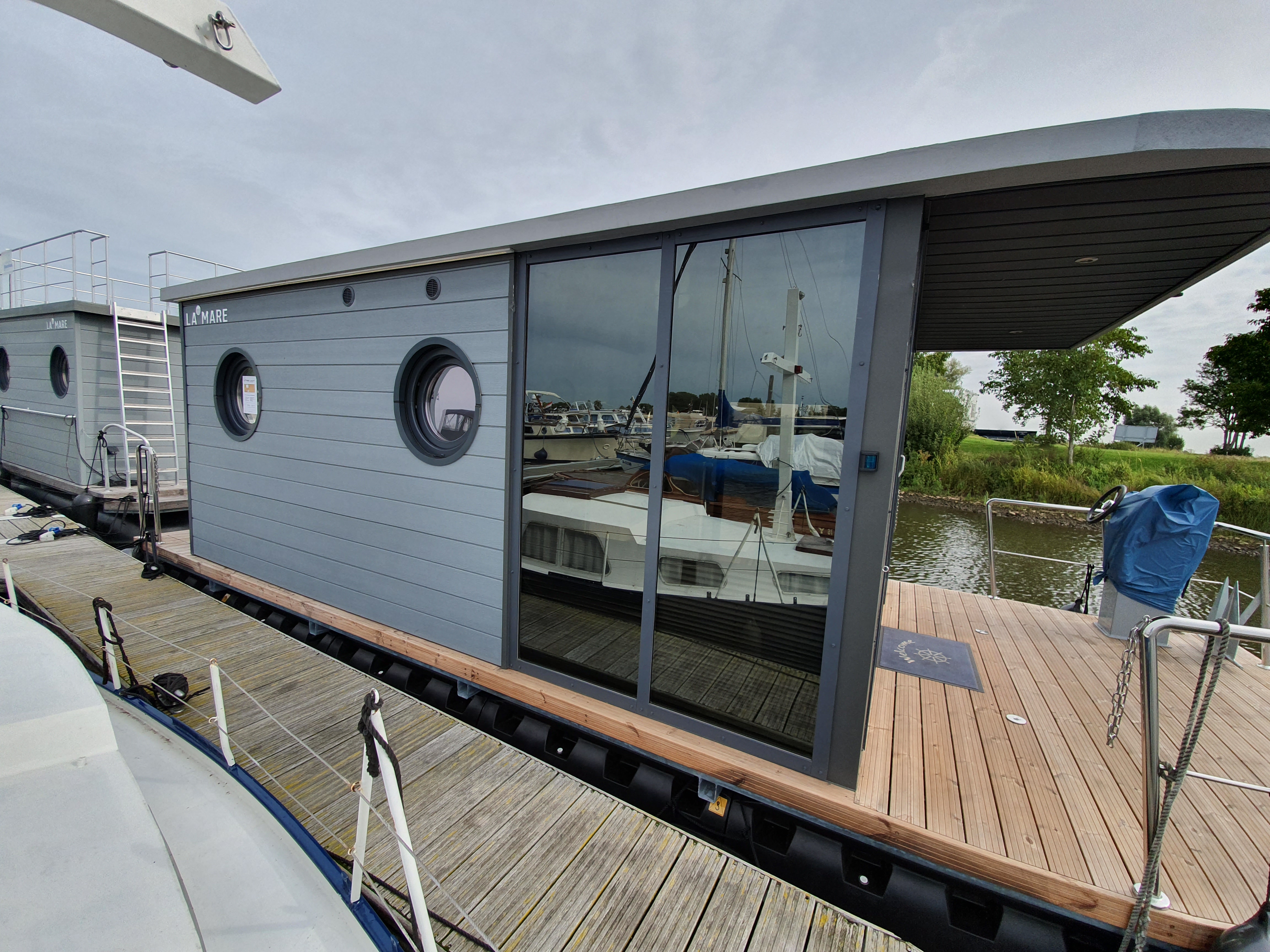 Houseboat Dordrecht II